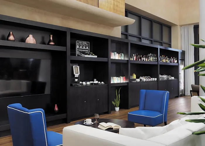 H10 Tindaya מלון