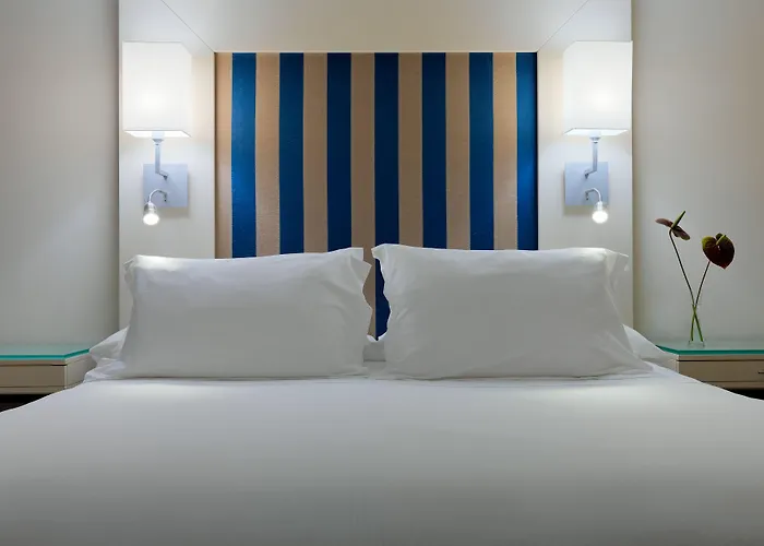 H10 Tindaya فندق 4*